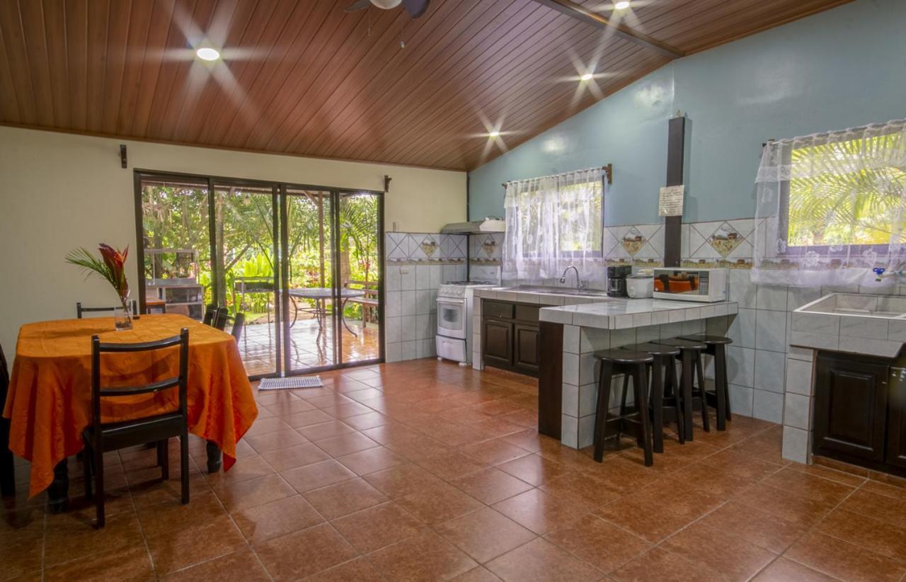 Cabanas Rio Escondido En La Fortuna ภายนอก รูปภาพ