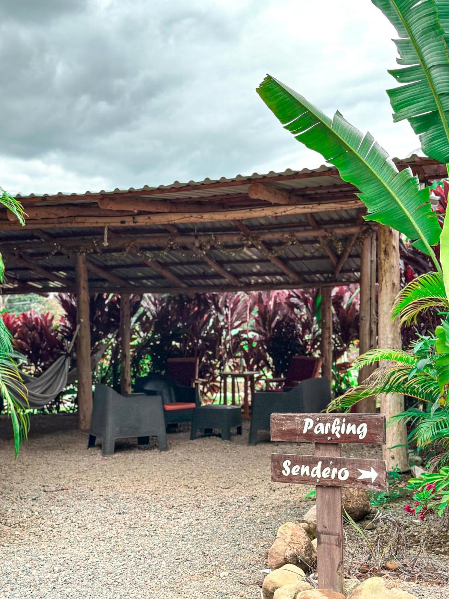 Cabanas Rio Escondido En La Fortuna ภายนอก รูปภาพ