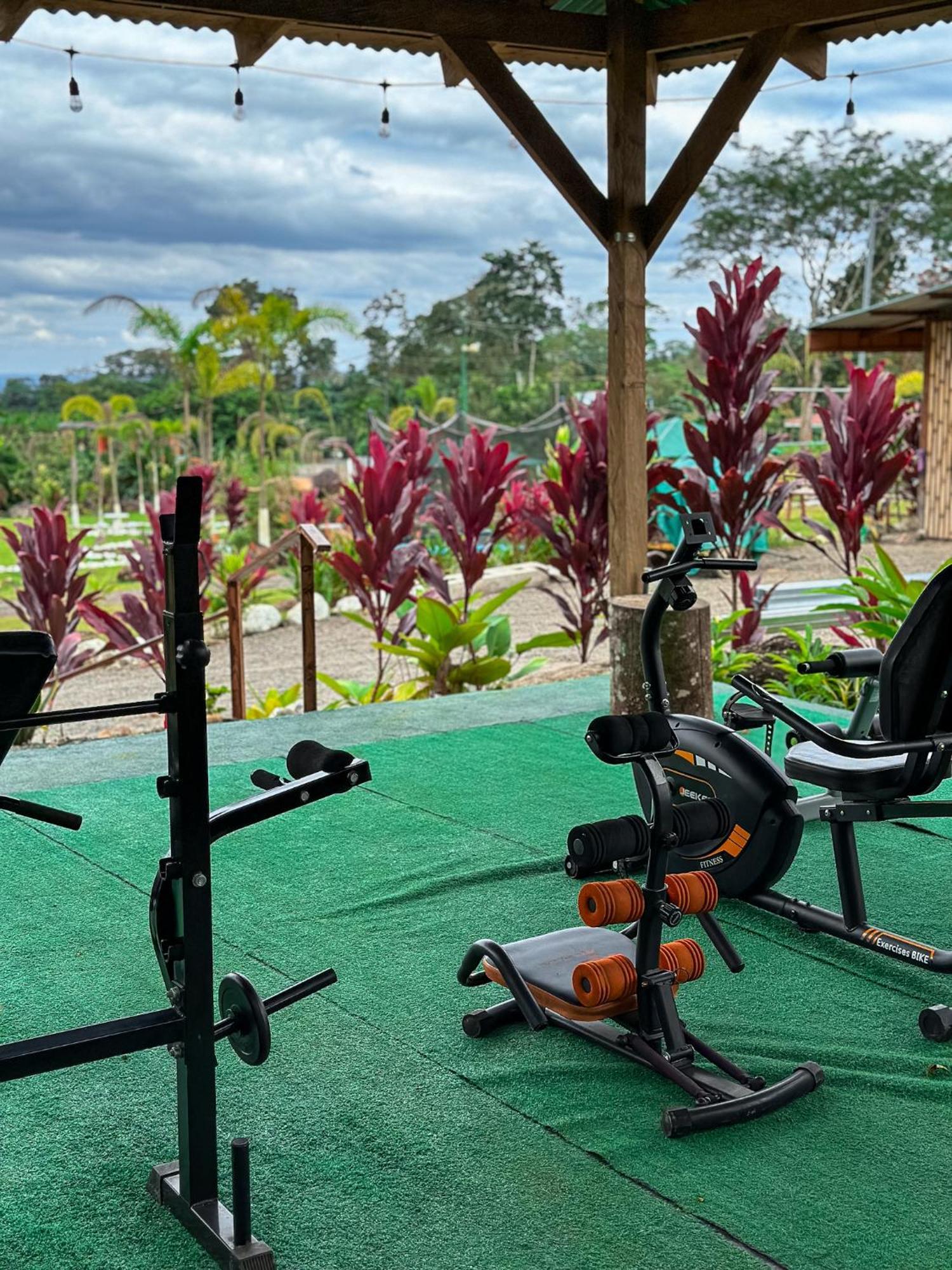 Cabanas Rio Escondido En La Fortuna ภายนอก รูปภาพ