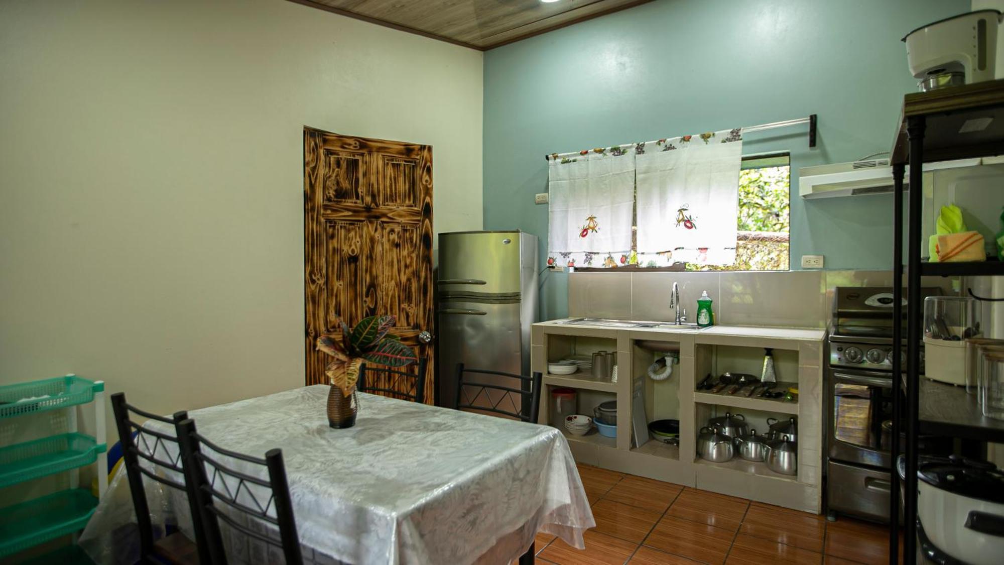 Cabanas Rio Escondido En La Fortuna ภายนอก รูปภาพ