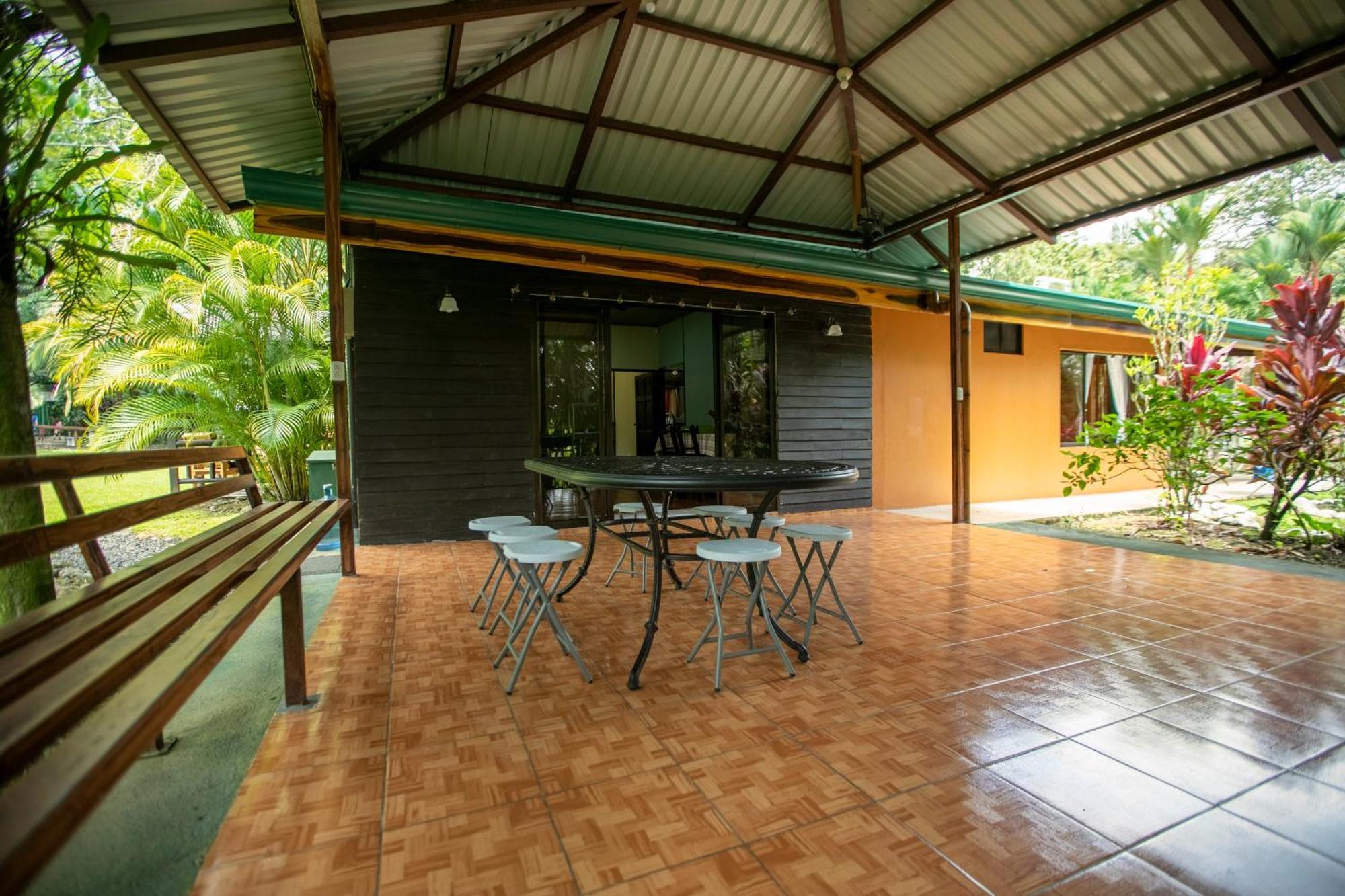 Cabanas Rio Escondido En La Fortuna ภายนอก รูปภาพ